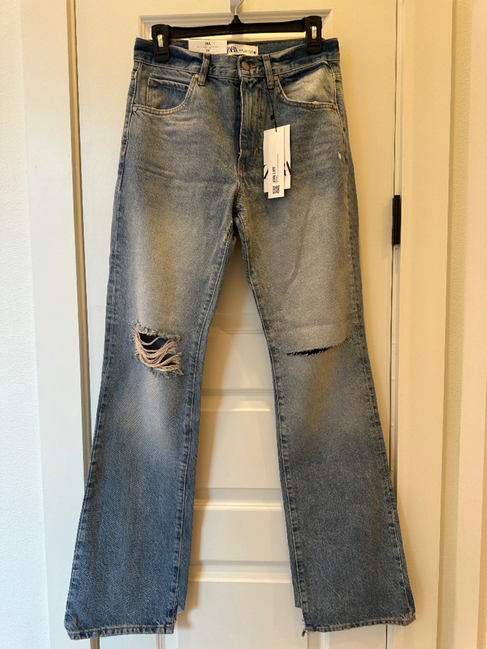 Zara Jeans. Size 4
